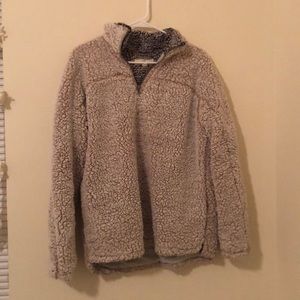 Thread and supply pullover Sherpa